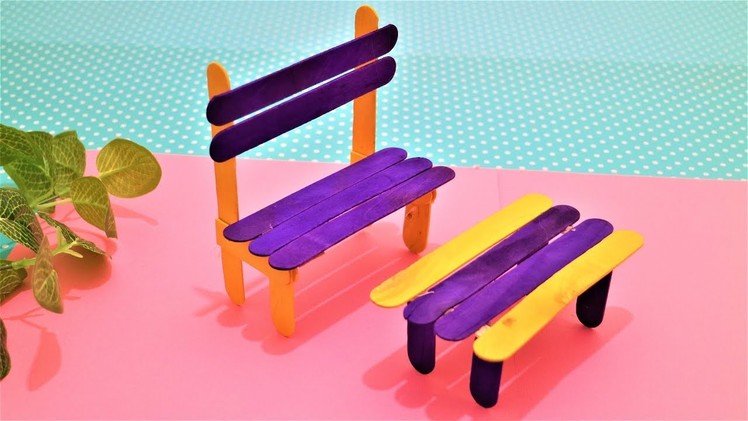Miniature table and chair- DIY Popsicle stick craft