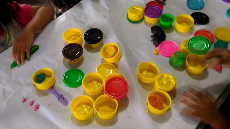 DIY : Make Ice Cream with Play Doh Ice Cream Maker