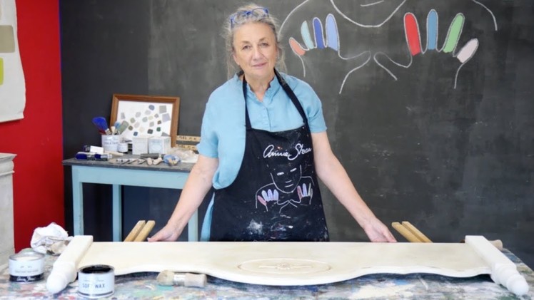How to create an aged look using Dark Chalk Paint® Wax