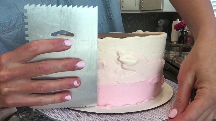 How To Create An Ombre Affect On Buttercream Cake