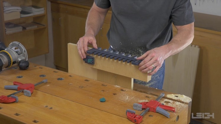 Leigh Box Joint & Beehive Jig Model B975 - How to Rout Wider Boards