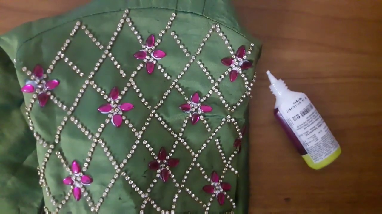 HOW TO CONVERT OLD BLOUSE INTO DESIGNER BLOUSE IN LESS THAN 200 RS.
