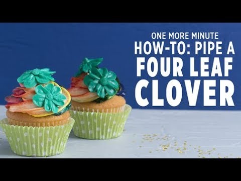 One More Minute: How to Pipe Four-Leaf Icing Clovers