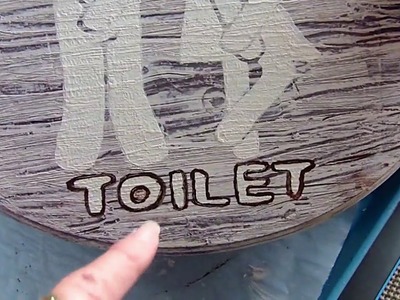 DIY RUSTIC FARMHOUSE BATHROOM SIGN