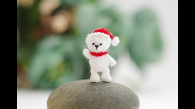 Christmas Bear - Tiny cute crochet bear - Micro Amigurumi Crochet