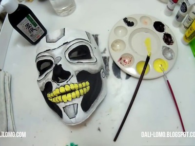 DIY Day of the Dead Mask Painting. Easy Costume How to