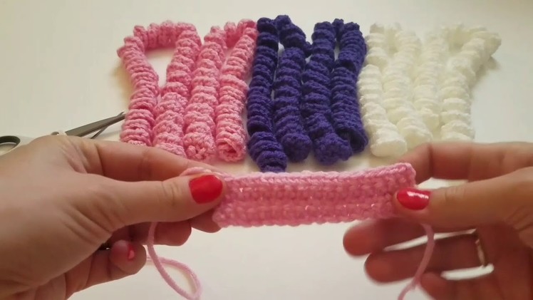 Teach it Tuesday: How to crochet a unicorn tail FREE pattern!