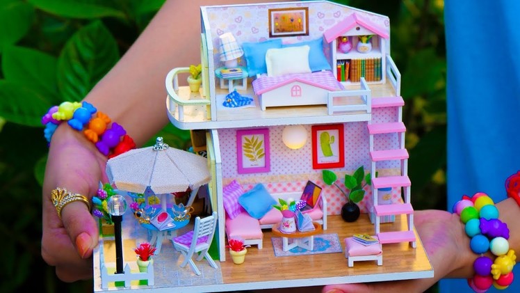 DIY Girly Miniature Doll House