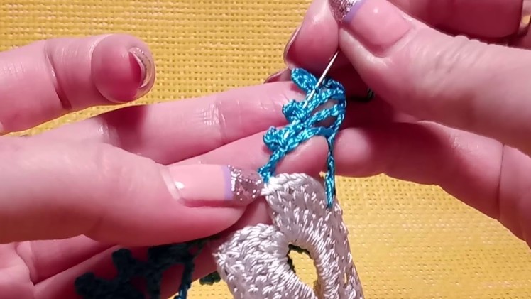 How to crochet =2= Weaving in ends - tutorial for beginners