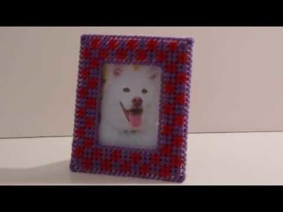How to make a plastic canvas photo frame