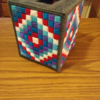Squares in the Round Tissue Box Cover