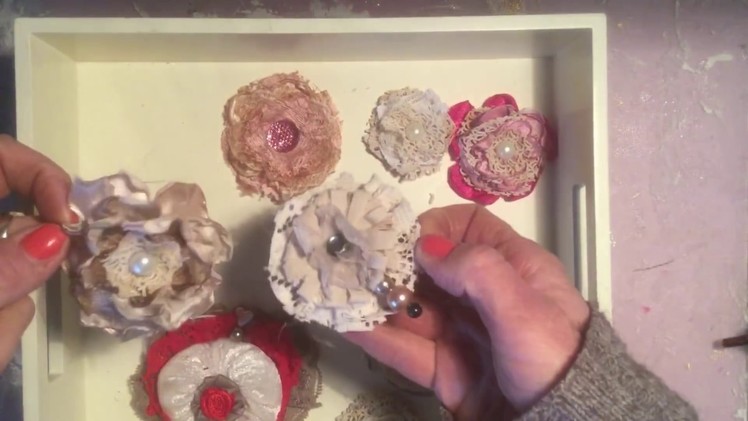 Lace fabric flowers for junk journals - Tutorial