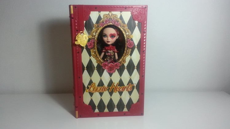 Review Ever After High Lizzie Hearts Spring Unsprung (Deprimavera) playset