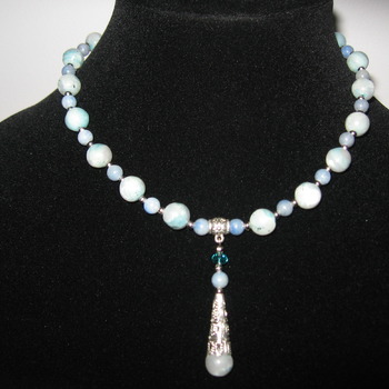 Brand New Bumblebeads Original Handmade Blue Agate Gemstone Necklace