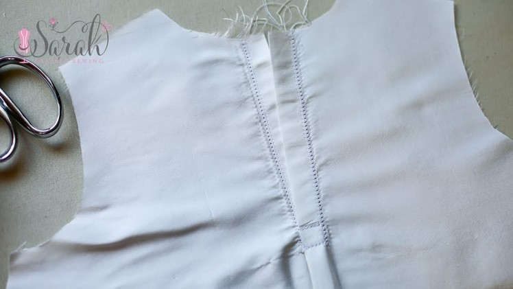 Sewing Tutorial on an easy folded placket with [optional] pinstitching