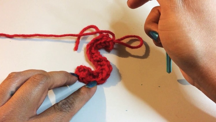 How to crochet the letter S