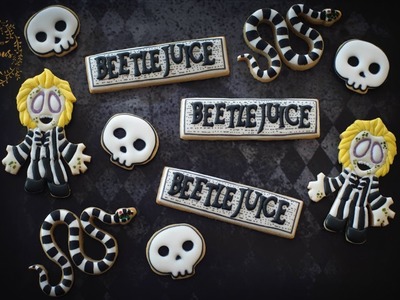How to make BEETLEJUICE cookies for Halloween