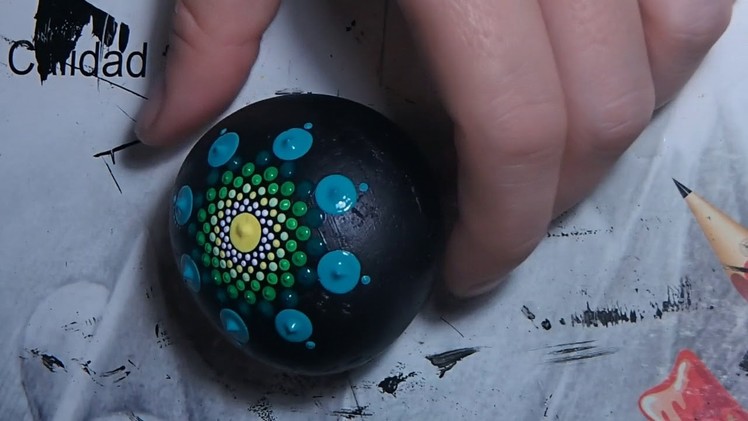 How to paint Mandala Tutorial for Beginners!!#3 Green,Blue,White (medium hard)
