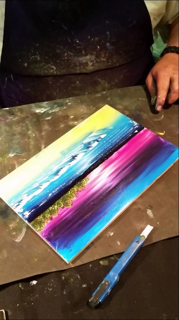 Amazing finger painting!