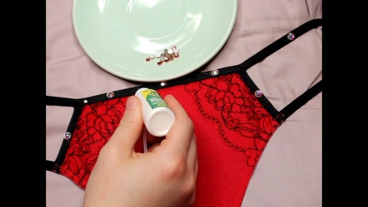 DIY - How to Rhinestone a Thong - Burlesque Crystalling