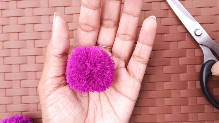 How to Make a Puffy Pom Pom: By Using Cotton Thread | DiyRoll