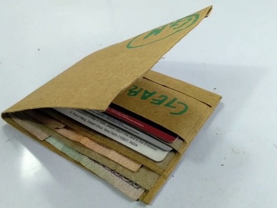How to make a wallet from cardboard.