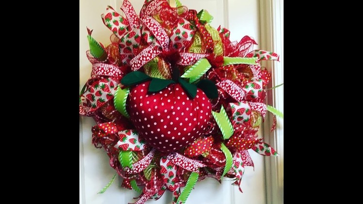 How to make a deco mesh Strawberry with Pouf and Curl method