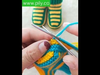 Learn to knit socks - learn to knit sock for beginners || easy sock knitting tutorial #Shorts