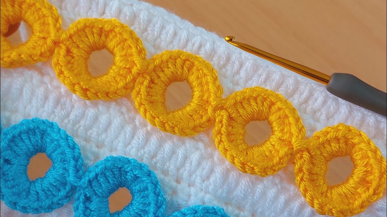 Here is the most different crochet knitting for you. işte size çok farklı bir tığ işi model