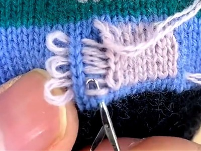 ????Amazing Way to Repair a Hole in a Knitted Sweater
