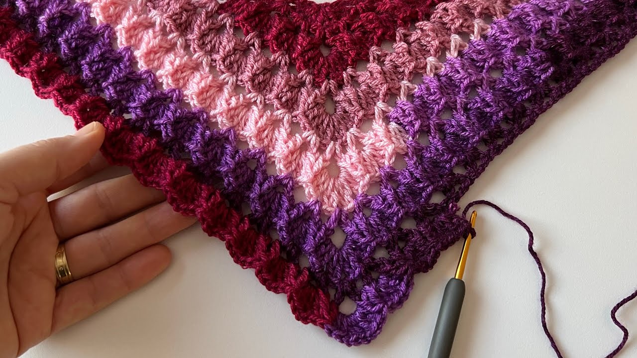 VERY BEAUTİFUL ???????? Easy Crochet Triangle Shawl Pattern. Knitting Shawl Patterns. SUBTITLES