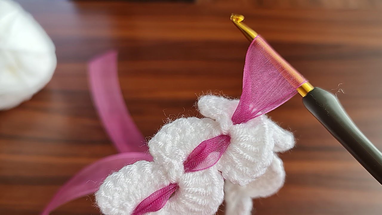 ????WOOW!????Very easy crochet different hairband knitting model????Kolay tığişi bandana saçbandı örgü modeli