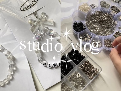 Studio vlog #6 | beaded keychains, organize ikea cart, new beads