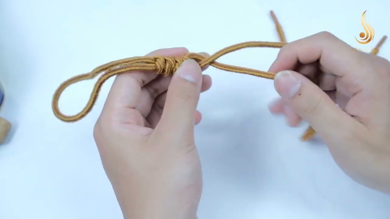 How To Knot Snake Scales