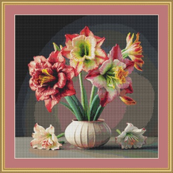 Red Amaryllis Cross Stitch Pattern