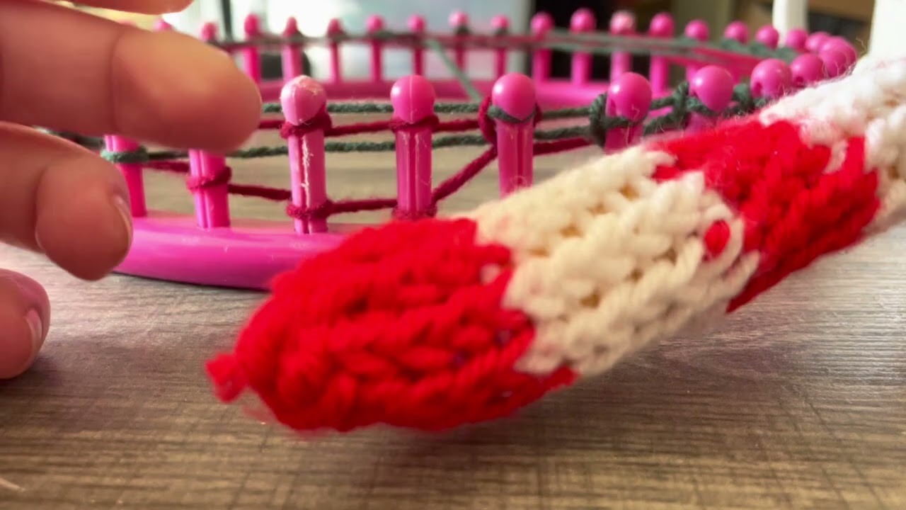 Loom Knitting X-Mas Hat
