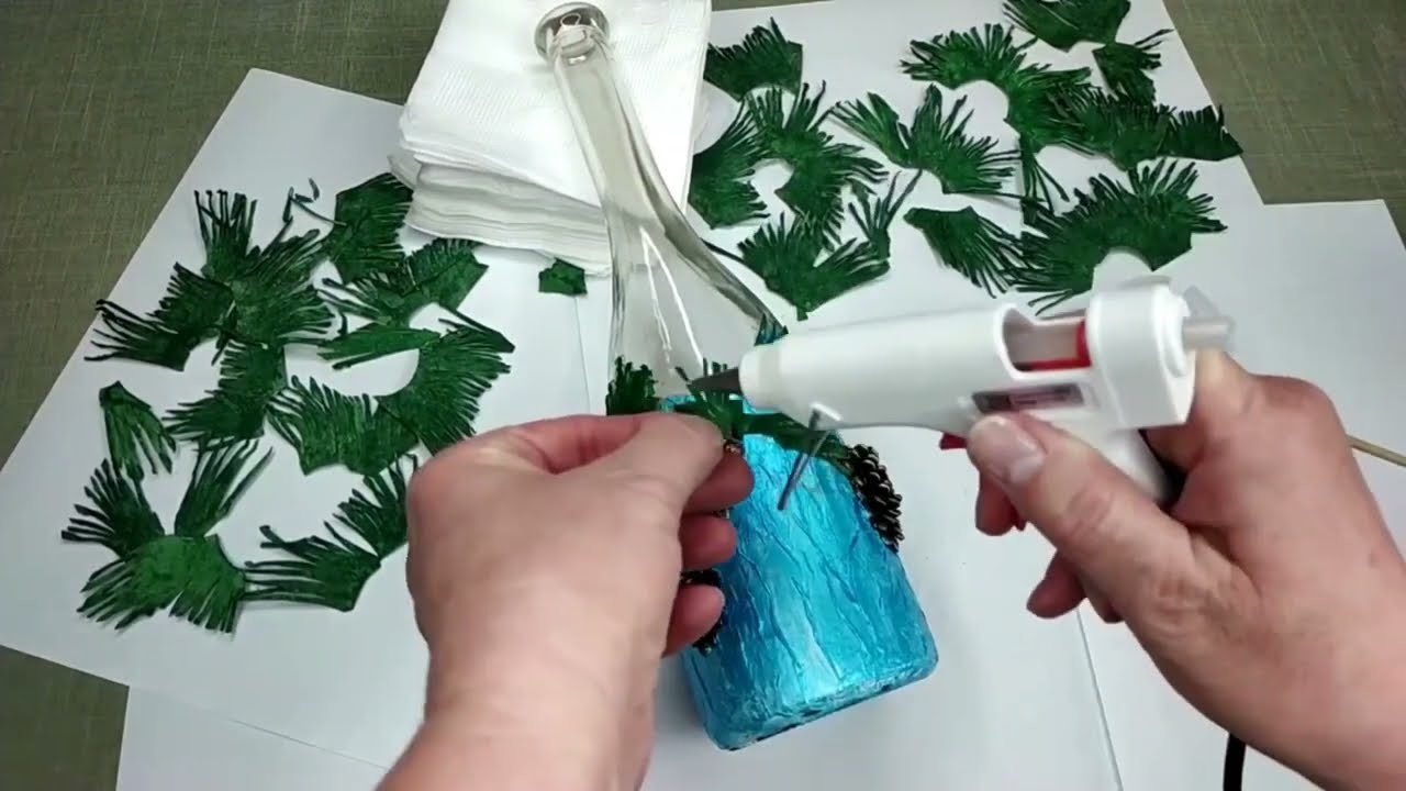 3 Unique and Creative DIY Christmas Crafts: Bottle Art, Christmas Tree, Lantern