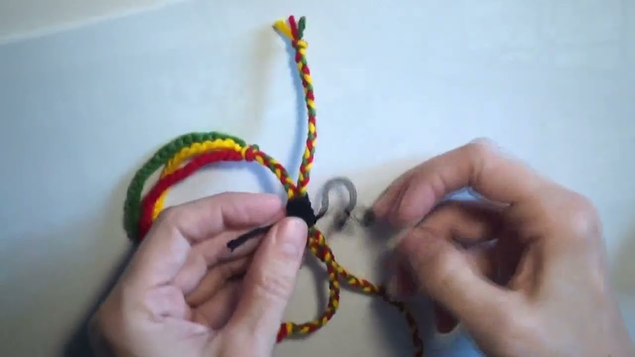 Learn How to Close the Friendship Bracelets, Bracelet Ties and Knot
