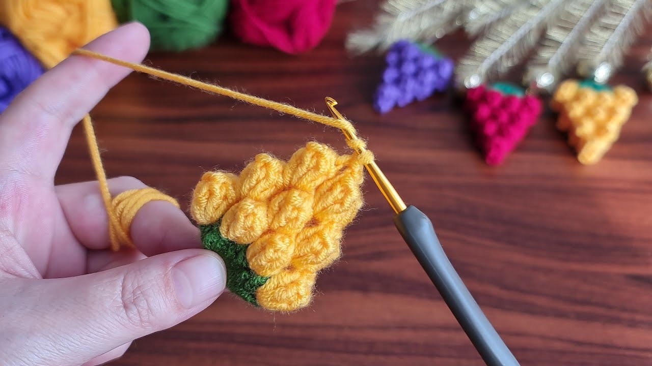 Amazing!.  ???? Cute Grapes Crochet Knitting Model. Super Easy you can try it. Çok Kolay Tığ İşi Örgü. 