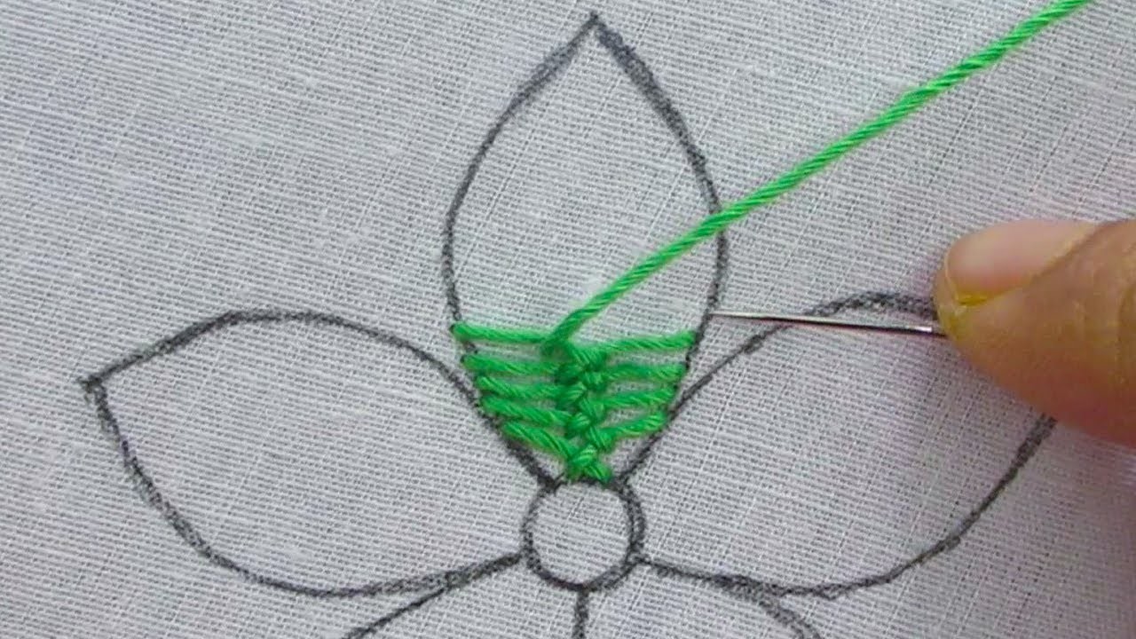 Latest Hand Embroidery Beautiful Fish Bone Stitch with Chain Stitch Variation Flower Design