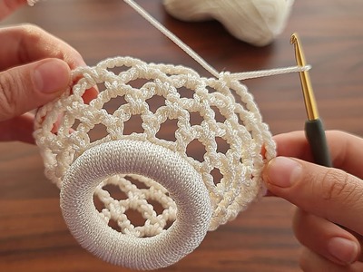Wow!! The most essential thing in the kitchen! Super simple and useful idea. #crochet