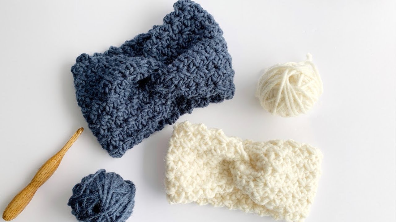 Easy Chunky Crochet Headband Free Crochet Pattern in 3 Sizes