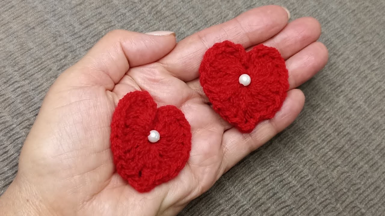How to Crochet a Heart in 2 minutes!