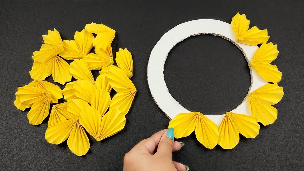 Beautiful Wall Hanging Craft. Paper craft for Home Decoration. Paper Flower Wall Hanging. DIY