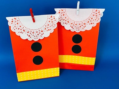 Christmas paper bag ideas for beginner | DIY Mrs. Claus gift bag