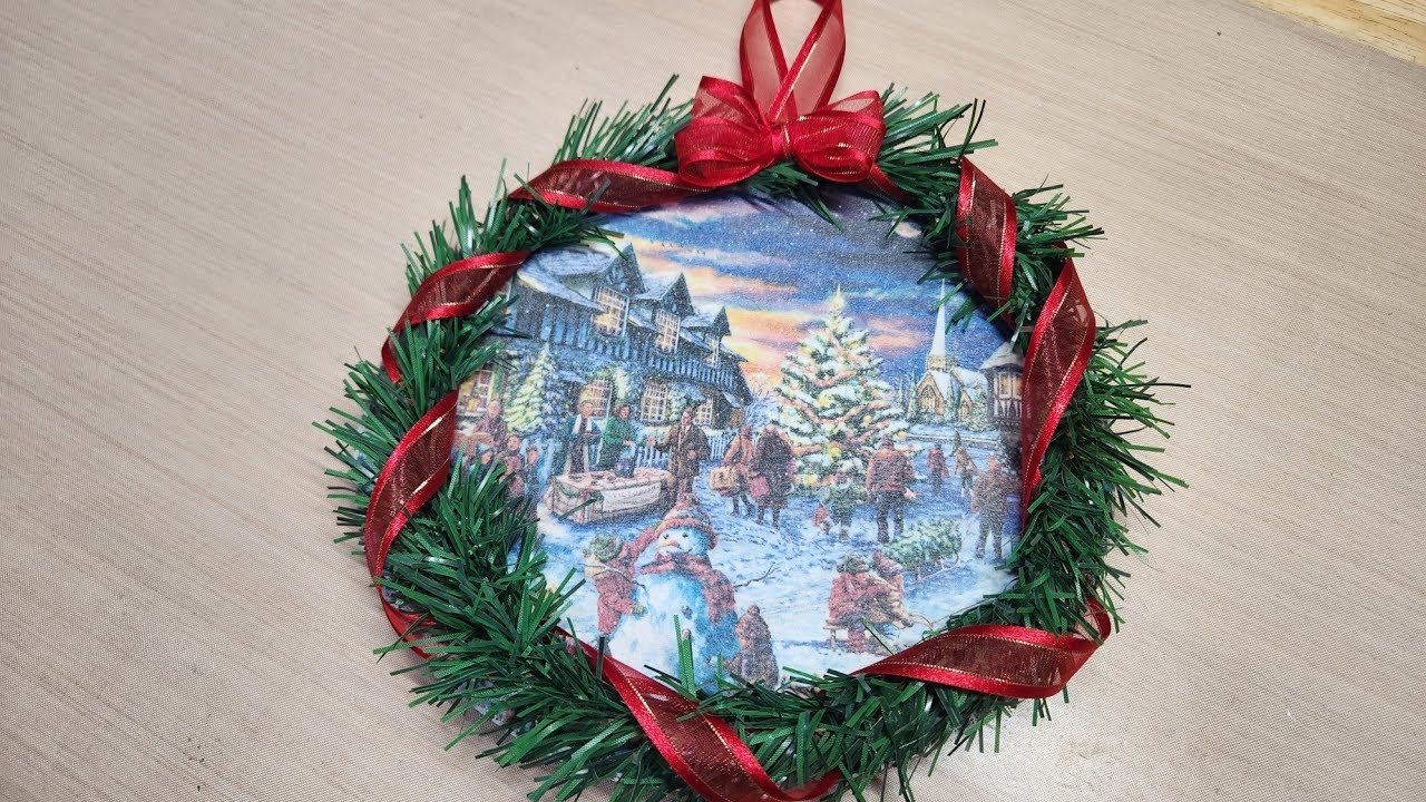 Decoupage an 8" wood round with a holiday napkin