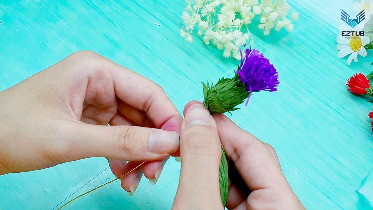 DMMW05 Appealing Purple Chrysanthemum Quilling Design Handshake. Diana Murphy Martin Washington