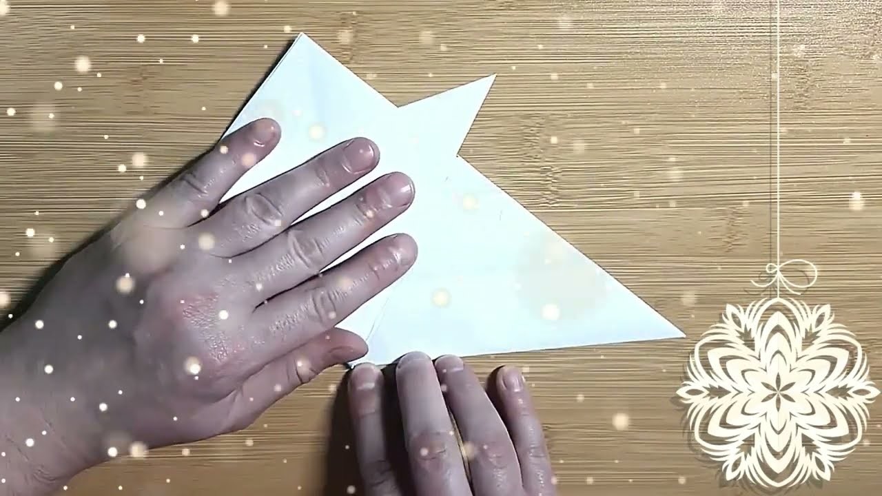 How to cut a snowflake ❄️How to make a snowflake decoration❄️