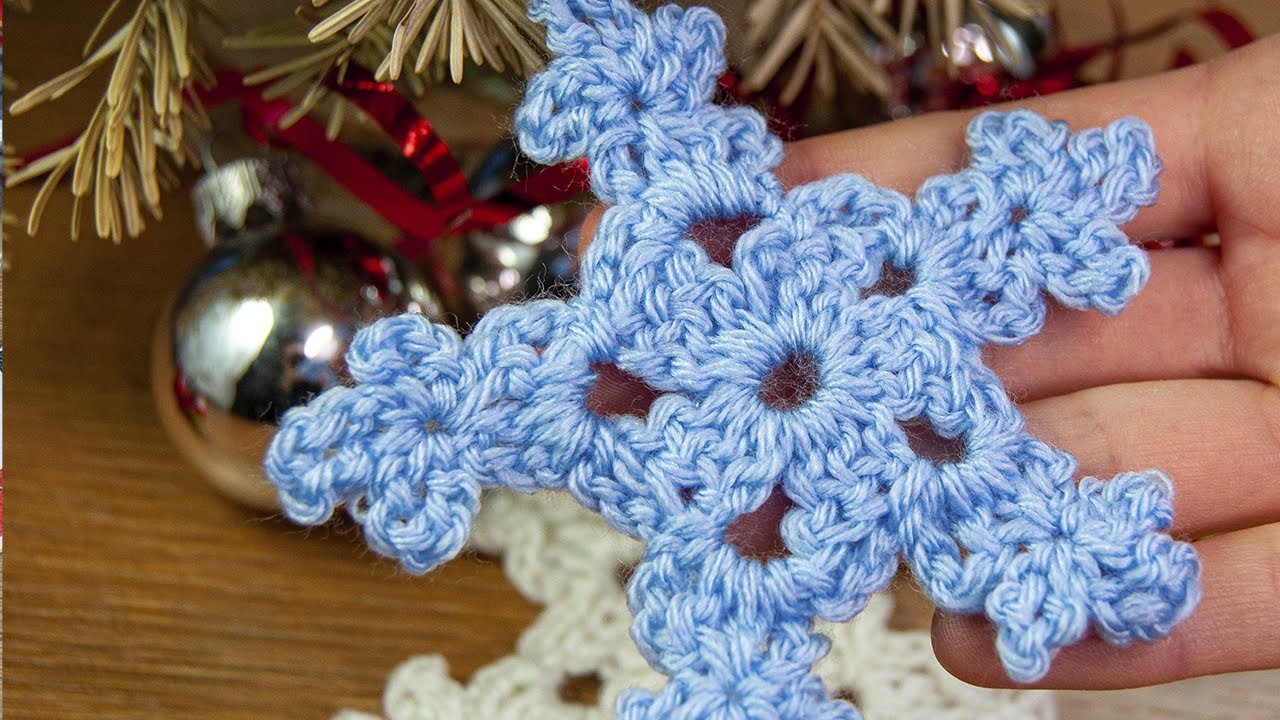 How to crochet Christmas Ornaments