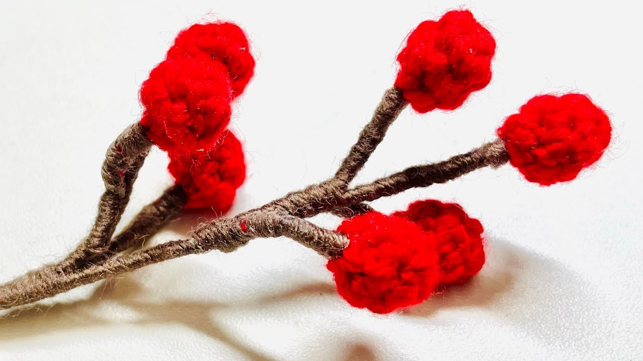 Crochet Christmas Holly Berries